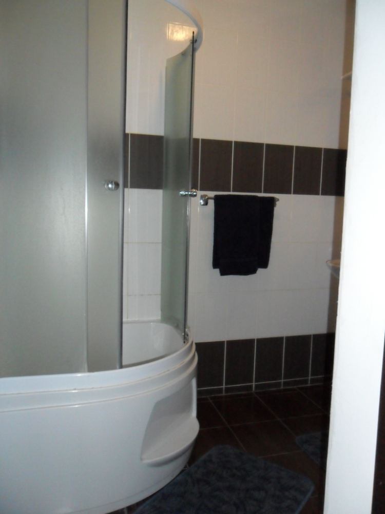 Посуточно или на короткий срок двухкомнатная кварт... #3