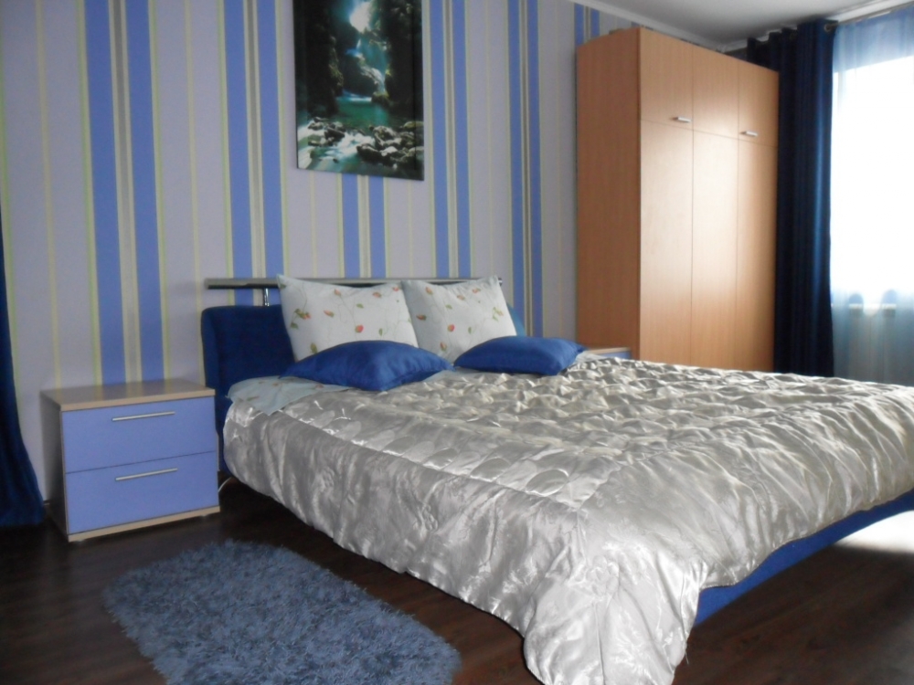 Посуточно или на короткий срок двухкомнатная кварт... #5