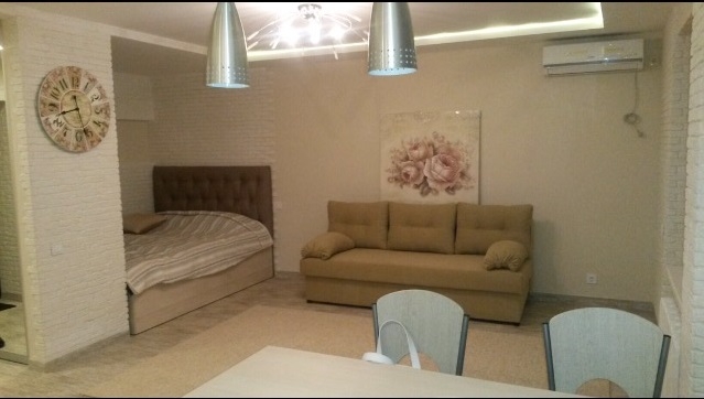 Сдам посуточно в центре города #7