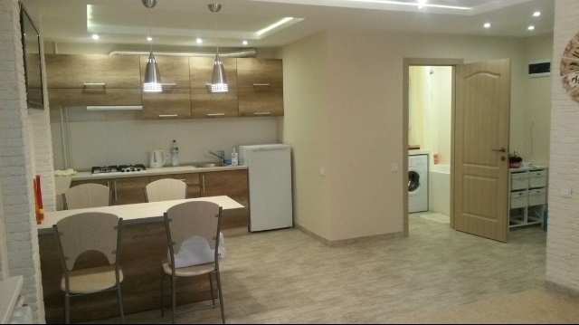 Сдам посуточно в центре города #11