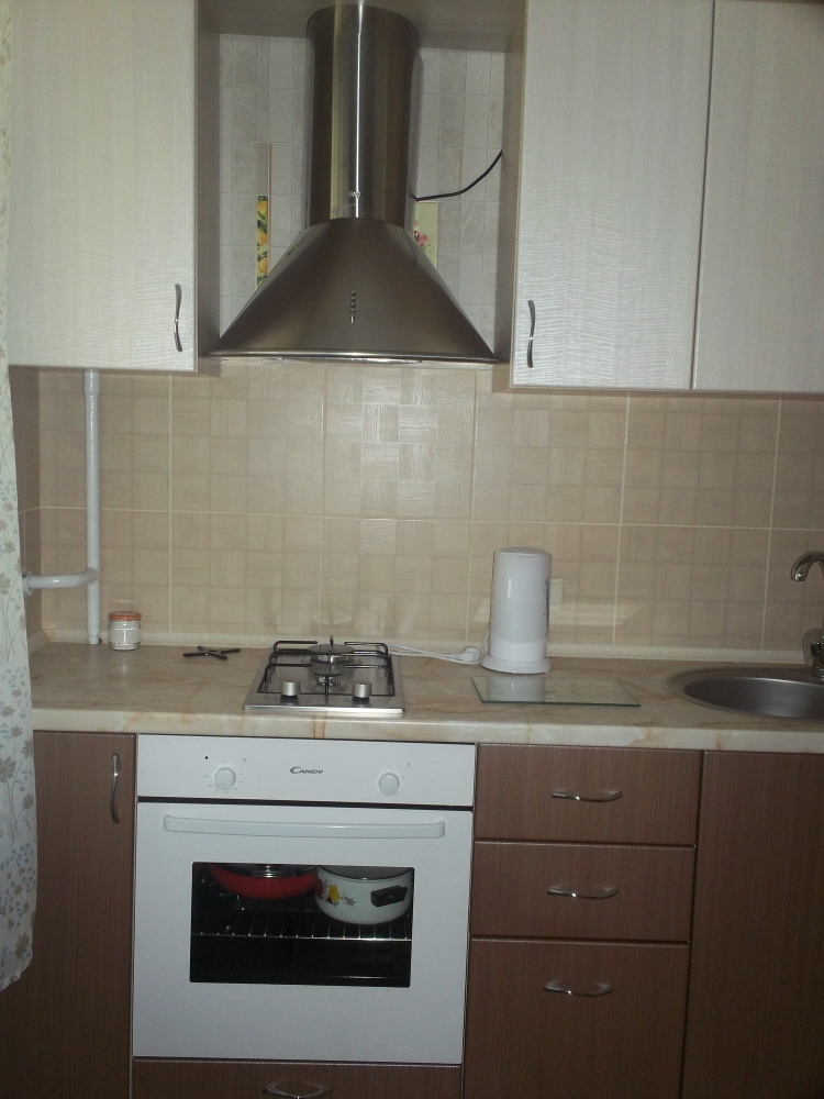 Чистая квартира с Wi-Fi посуточно, понедельно. #3