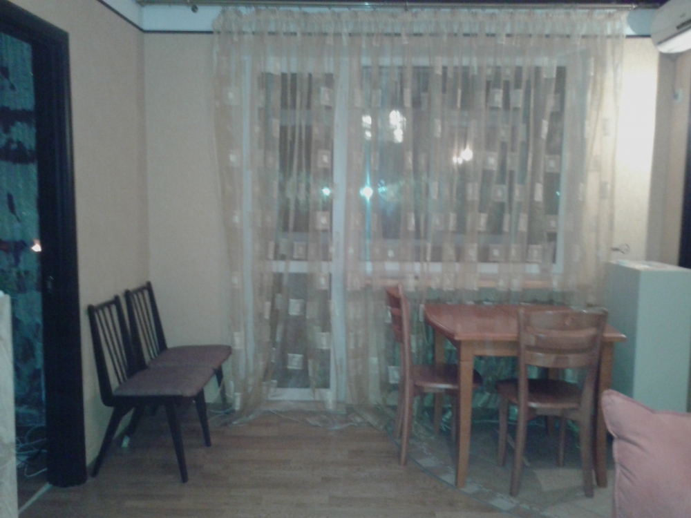 Сдаем посуточно 3-комн. квартиру, Жовтневый р-н, п... #7