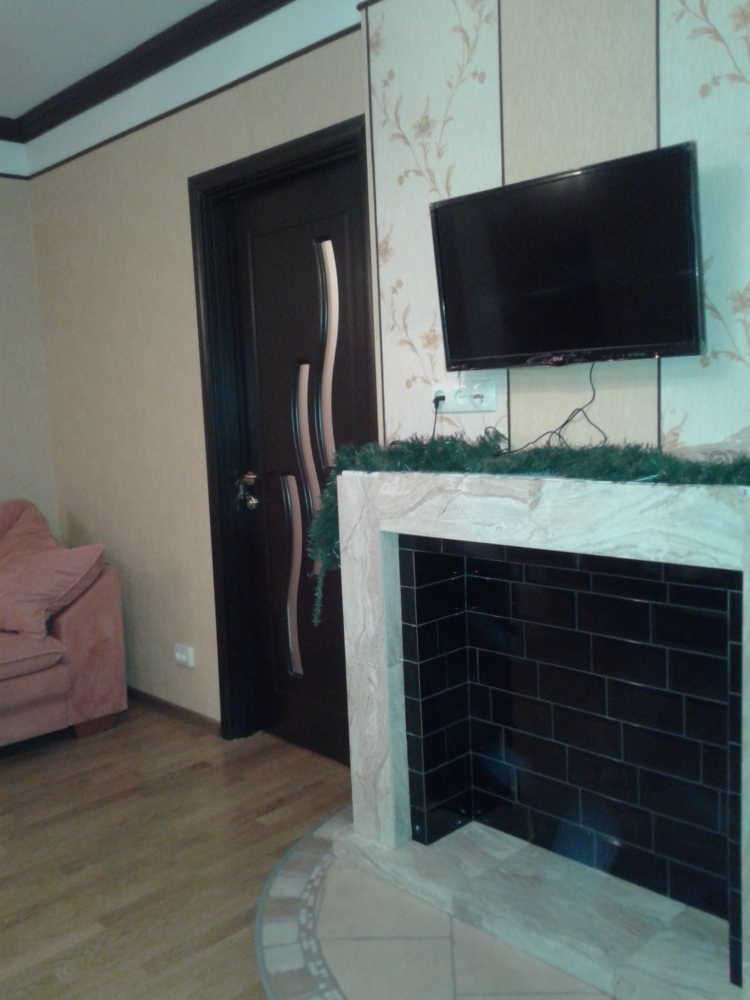 Сдаем посуточно 3-комн. квартиру, Жовтневый р-н, п... #12