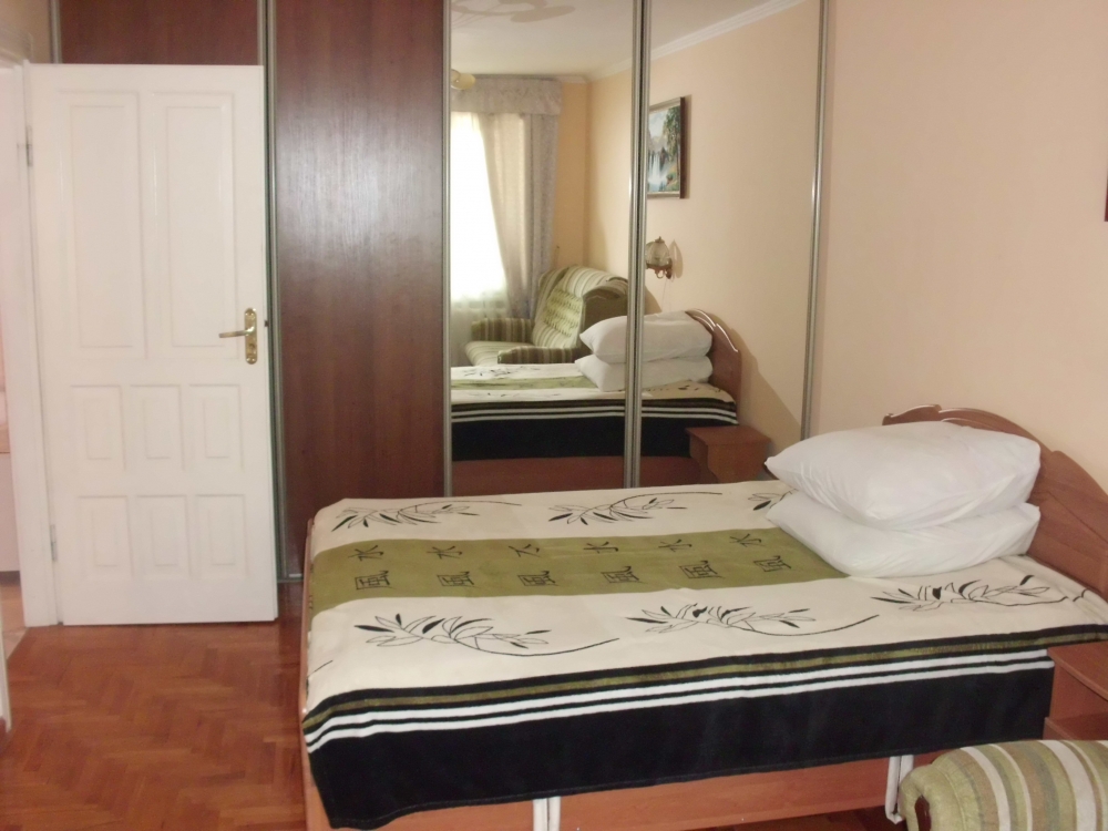 Квартира в центре Трускавца, есть стиралка, Wi-Fi #11