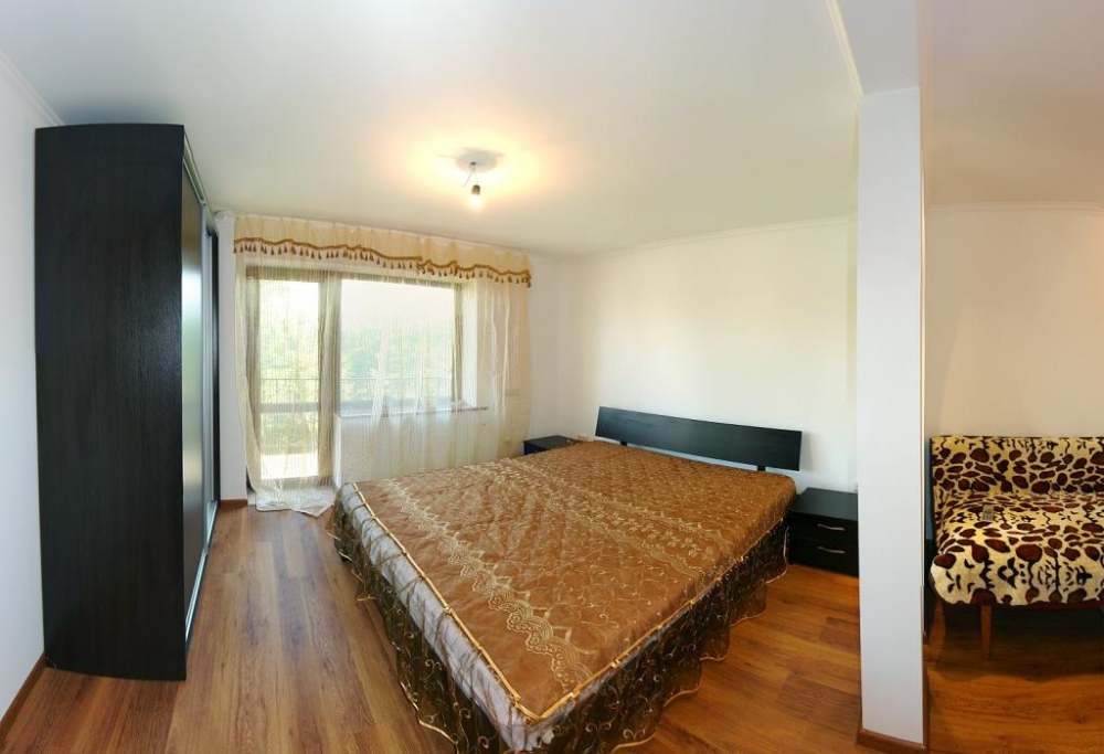 Однокомнатная квартира недалеко от центра #2