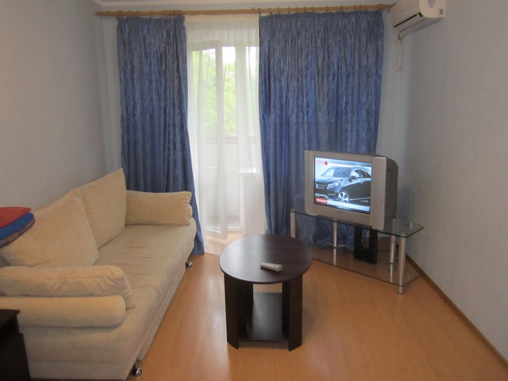 Посуточно, почасово 1-комнатная квартира в самом ц... #11