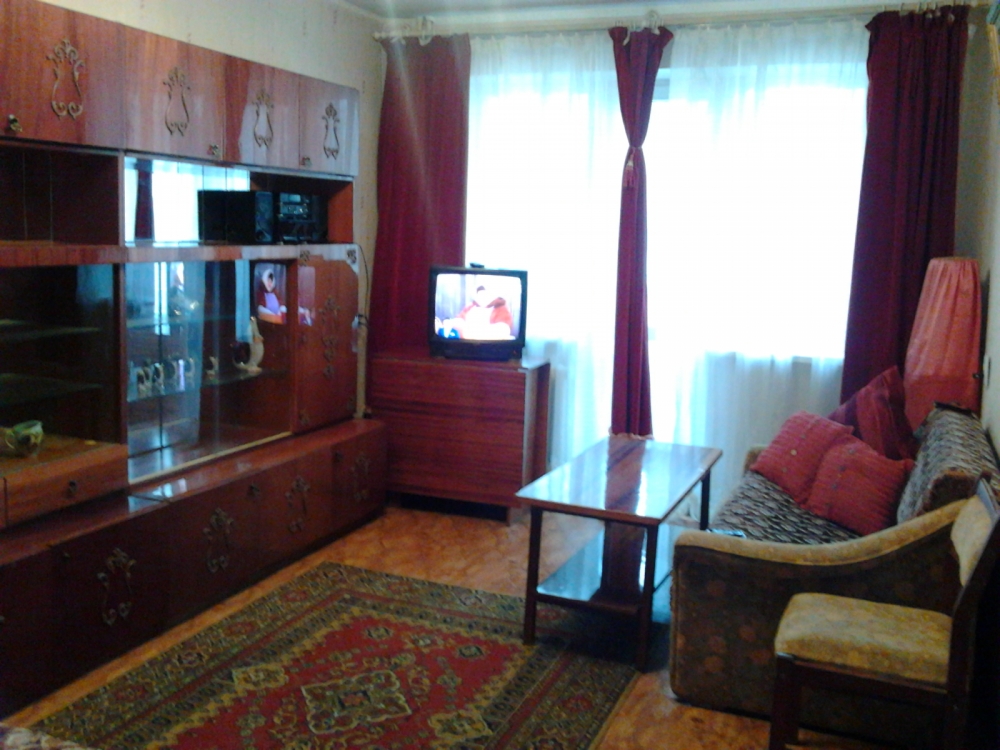 квартира посуточно, почасово напротив 