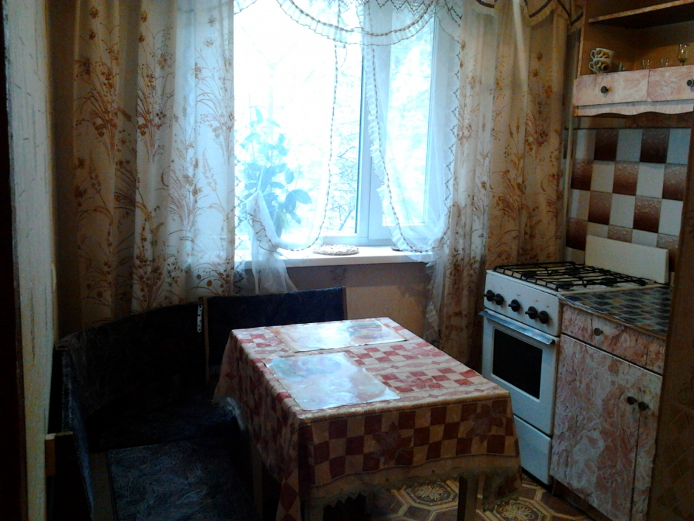 квартира посуточно, почасово напротив 