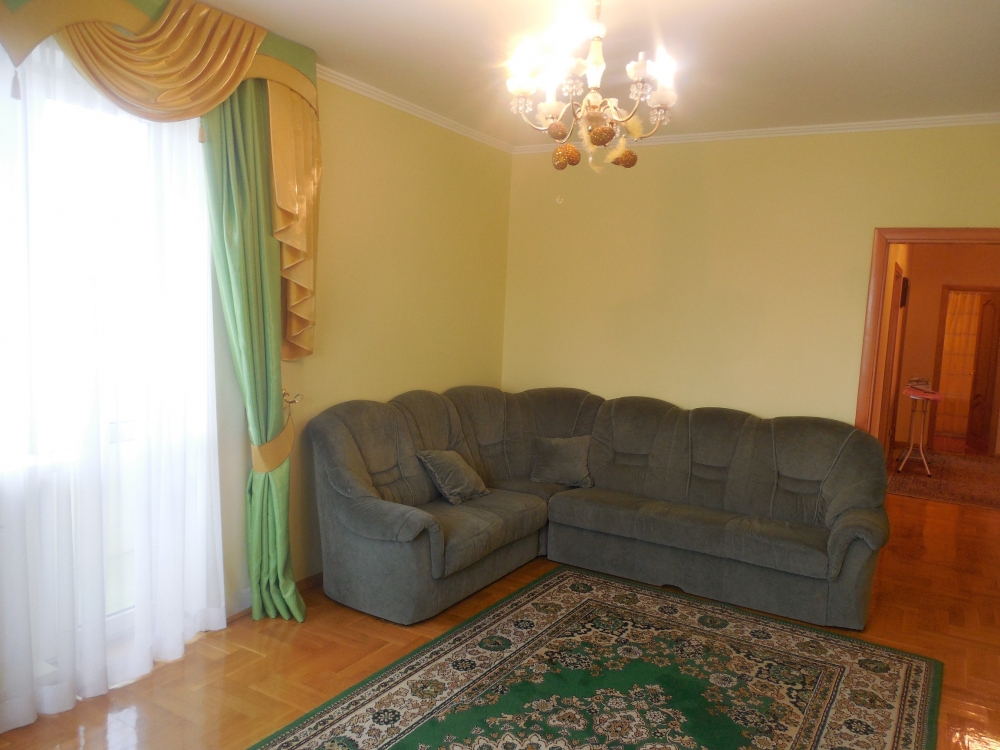 Центр Трускавця - 300м. до бювету #9