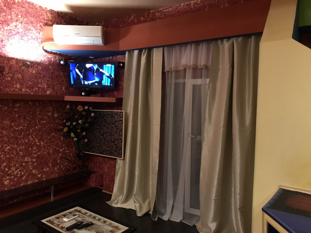 1-комнатная пр.Гагарина (ст.м.Гагарина) #3