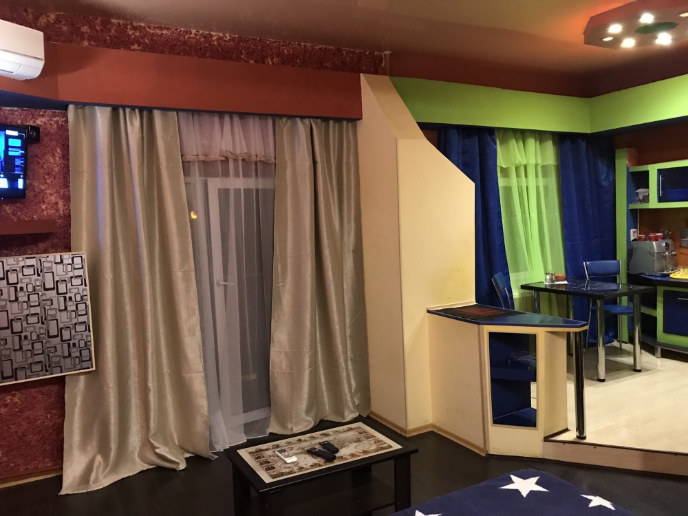 1-комнатная пр.Гагарина (ст.м.Гагарина) #4