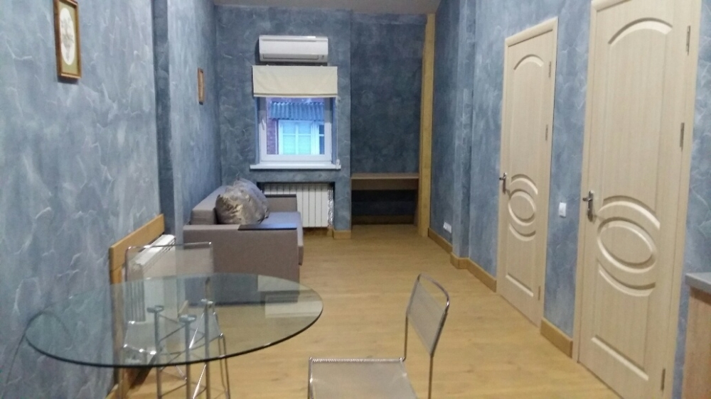 Посуточно 2-х комнатная квартира м.Площадь Восстан... #3