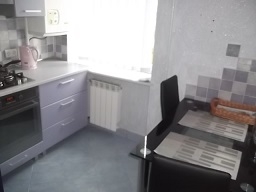 2-ох кімнатна квартира в центрі (2-ий поверх) #2