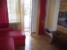 2-ох кімнатна квартира в центрі (2-ий поверх) #13