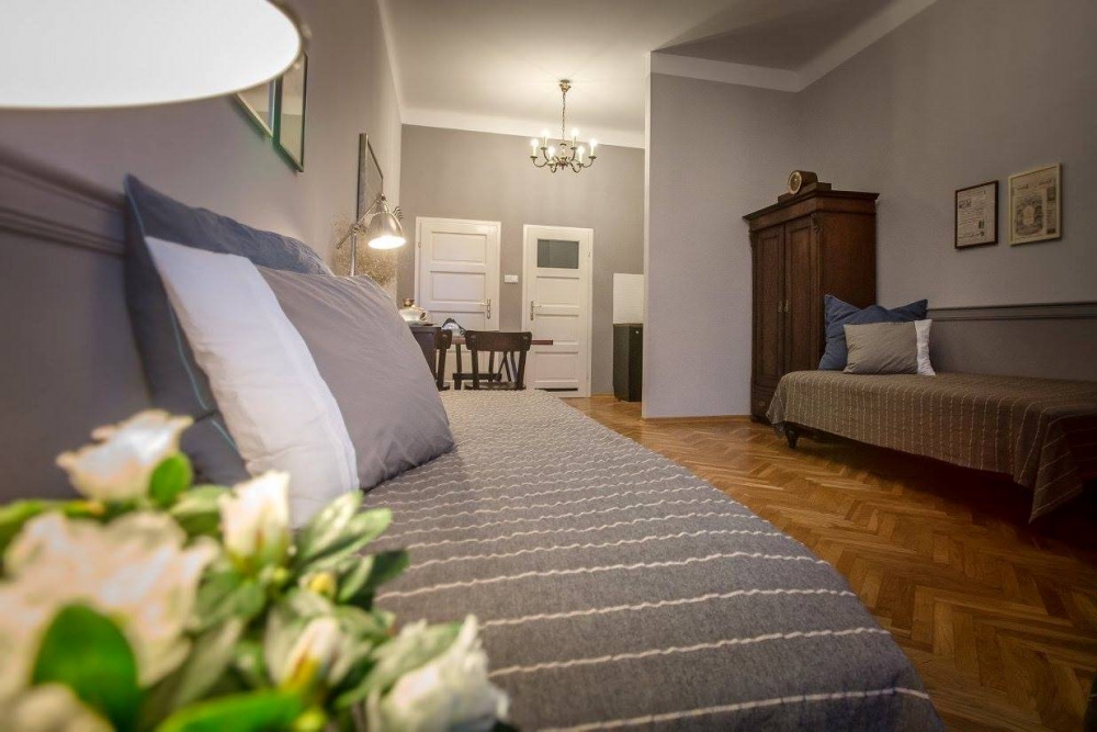 Трехкомнатная квартира в историческом центре #7