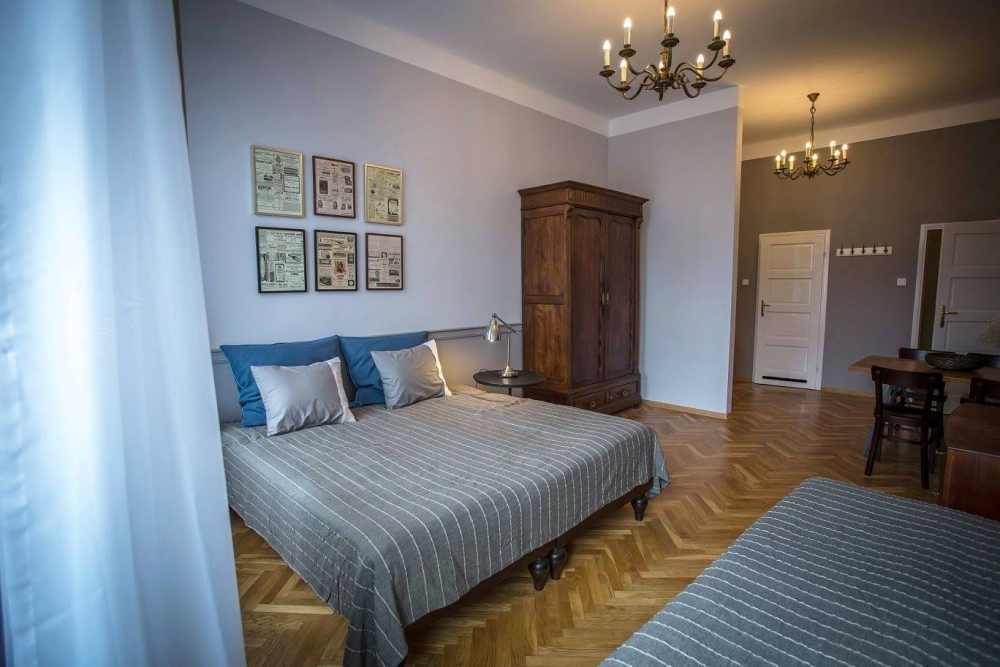 Трехкомнатная квартира в историческом центре #13