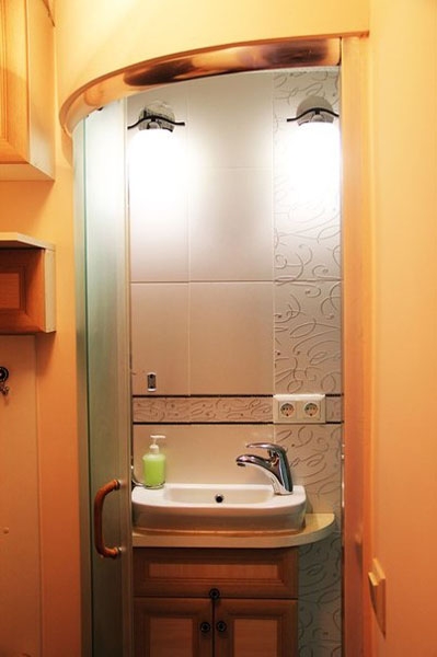 Подобово 1 кімнатна 2-х рівнева квартира, WI-FI, ч... #12