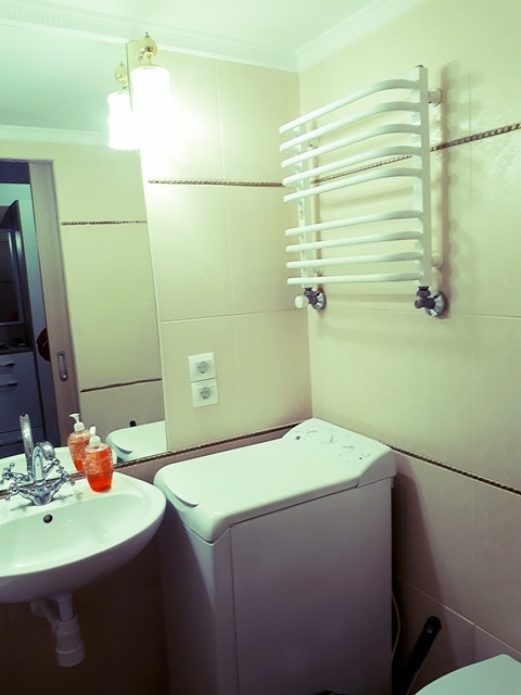 1 комнатная Мазепи-Сечевых Стрельцов, евроремонт,... #9