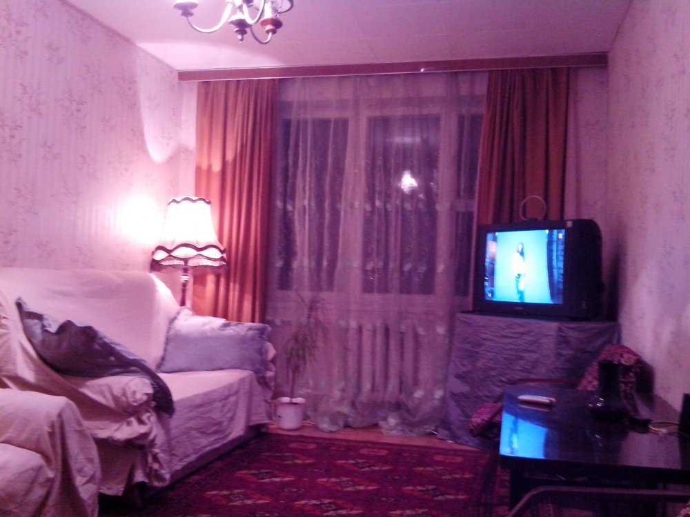 Двухкомнатная раздельная квартира посуточно в Киев... #13