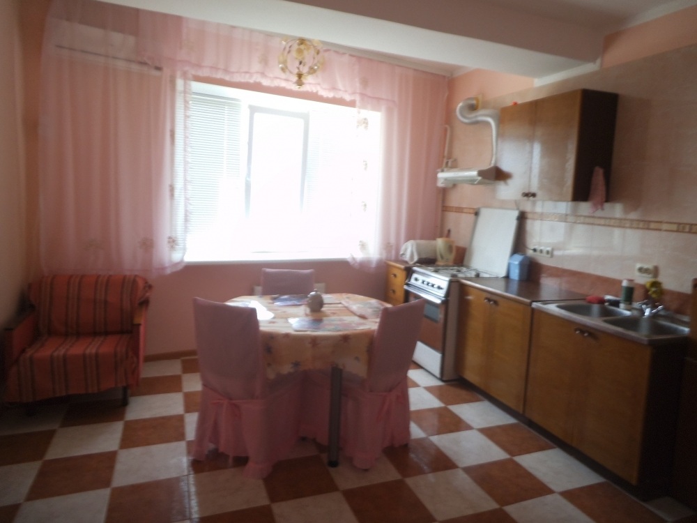 Сдам свою однокомнатную квартиру у моря #7