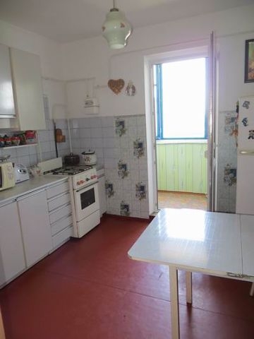 Трехкомнатная квартира в центре города #4