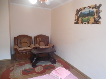 1-но комнатная квартира возле бювета и рынка #4