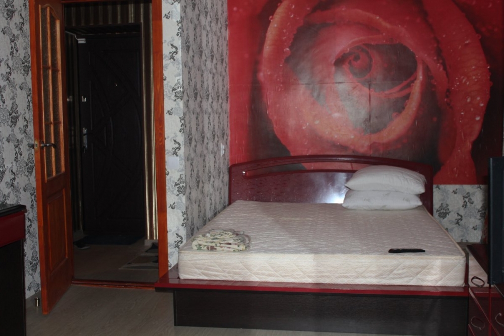 Квартира в центре города, вход в курорт #2