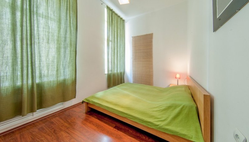 Экзотическая и яркая двушка #7