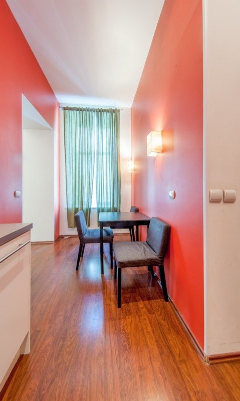 Экзотическая и яркая двушка #8