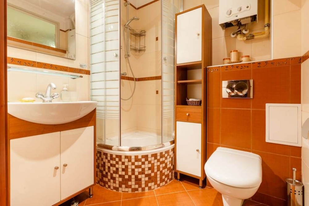 Колорит цвета и уюта в центре Львова #10