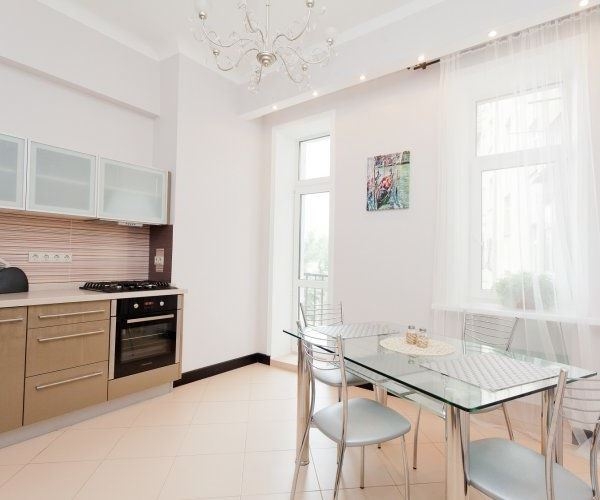 Чистая современность в этом жилье #9