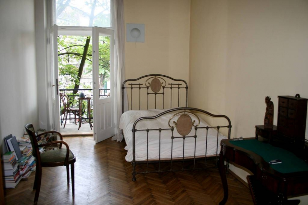 Трехкомнатный ретро уголок #6