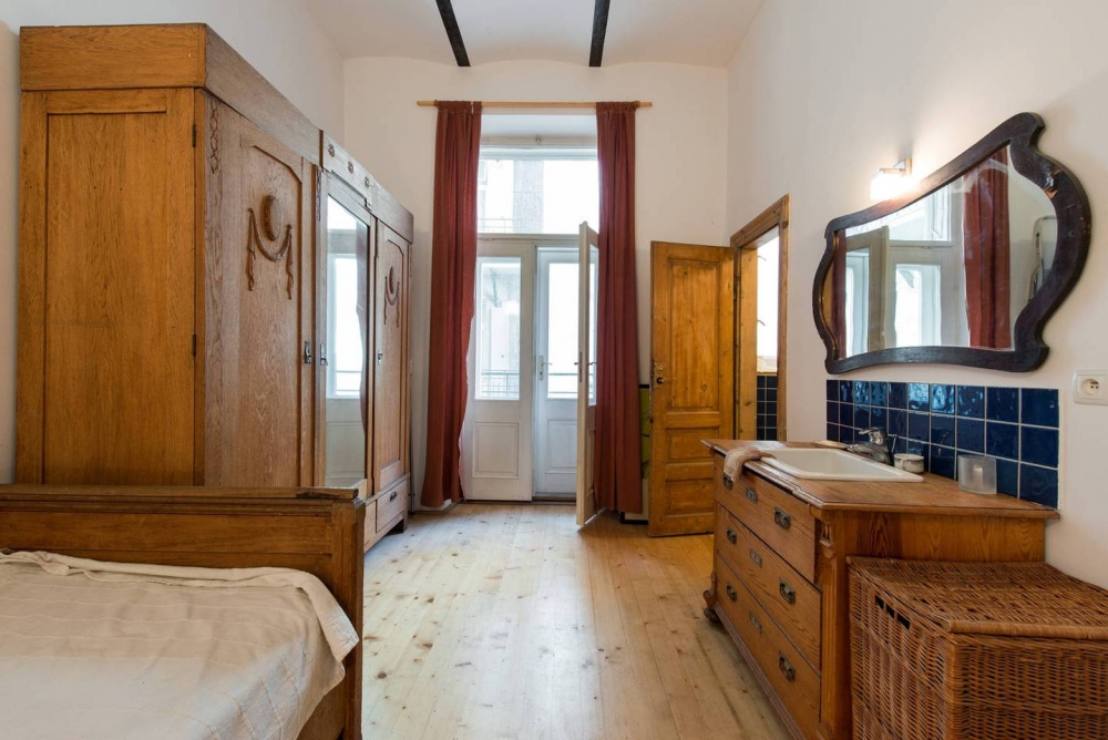 Трехкомнатный ретро уголок #9