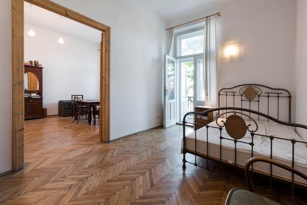 Трехкомнатный ретро уголок #11