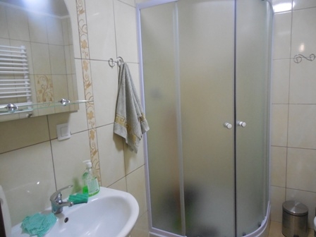 2-х комнатная квартира возле Клиники Козявкина #9