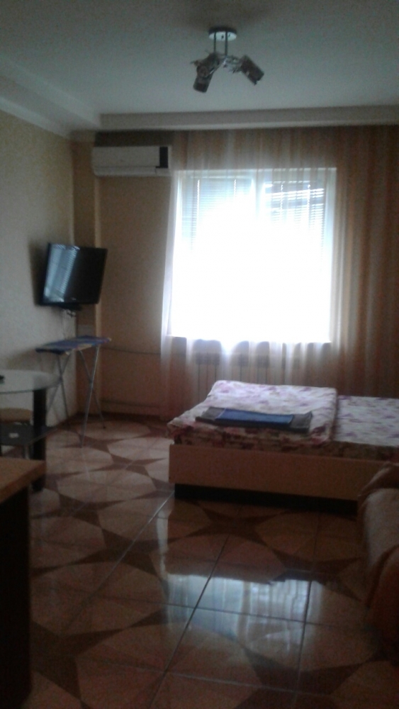 Квартира посуточно на метро Метростроителей (Спорт... #2