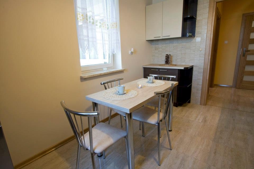 Мягко освещенный хай-тек #3