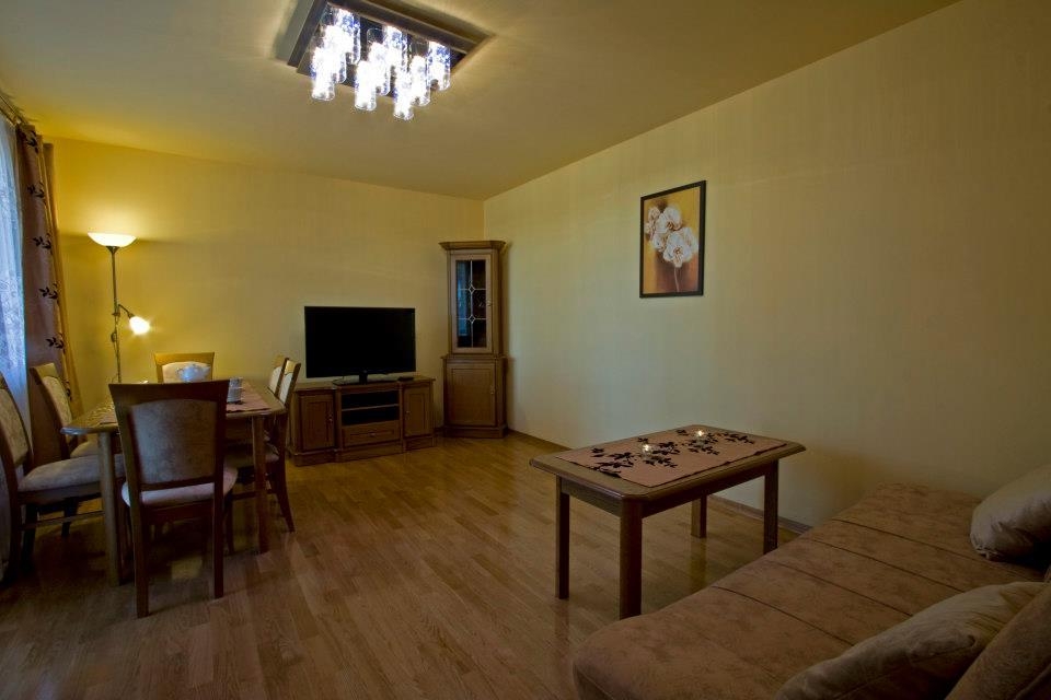 Мягко освещенный хай-тек #6