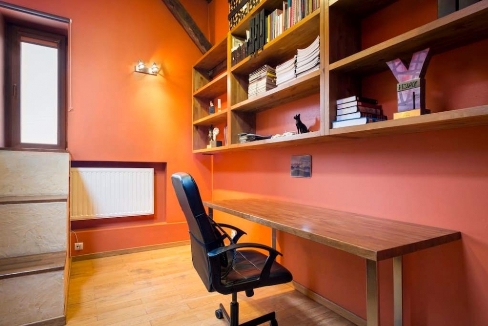 Двухуровневая квартира в дереве #13