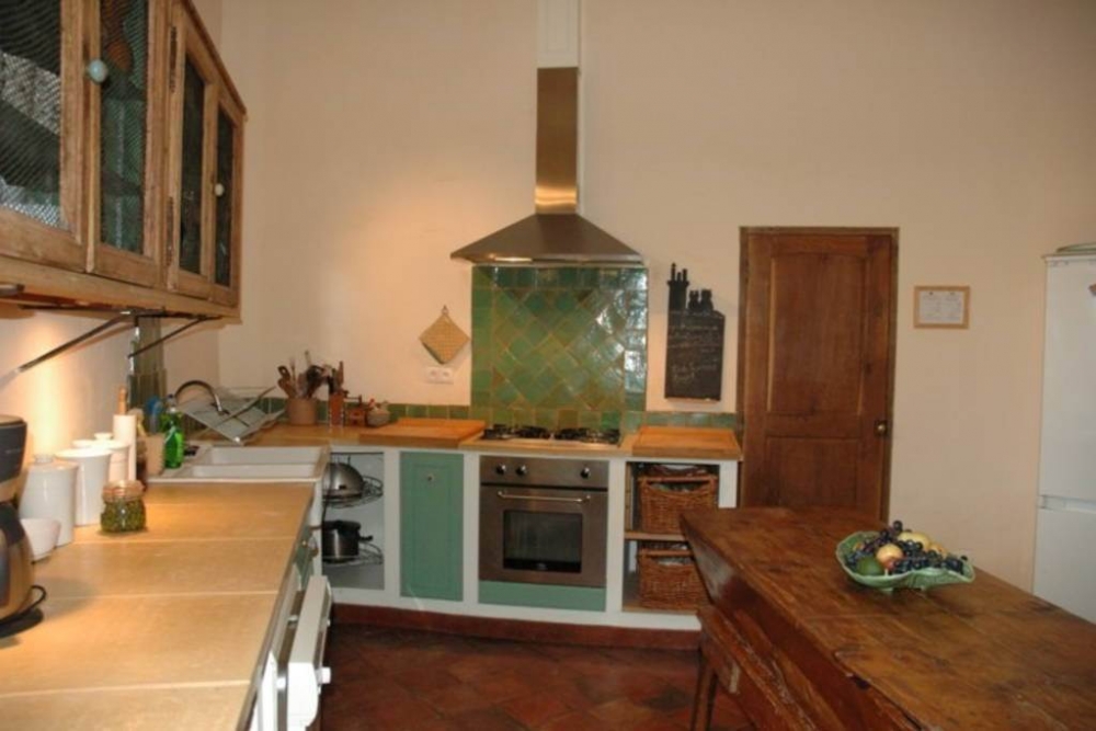 Ванильного цвета ретро квартира #5