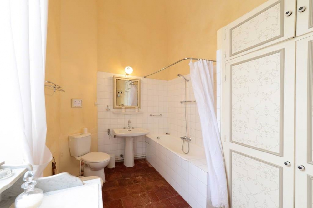 Все для вашего комфорта в этой двухкомнатной кварт... #8