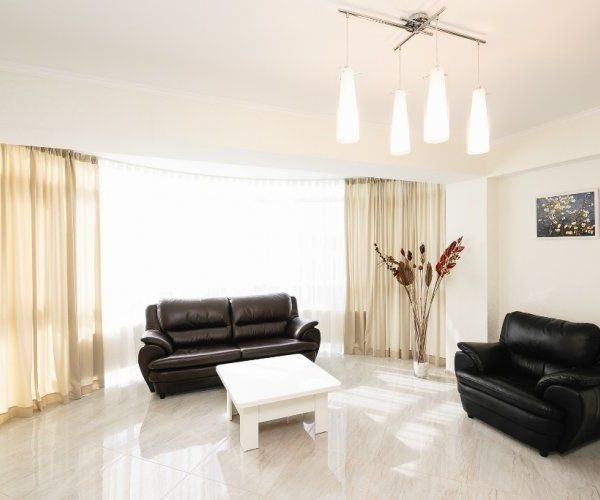 Тандем белого и глубокий красный #2