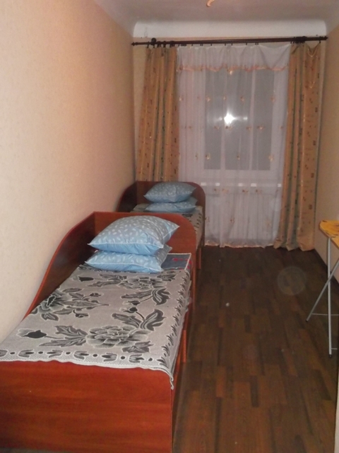 2-комнатная квартира напротив магазина 