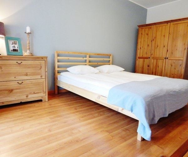 Квартира с красным диваном #4