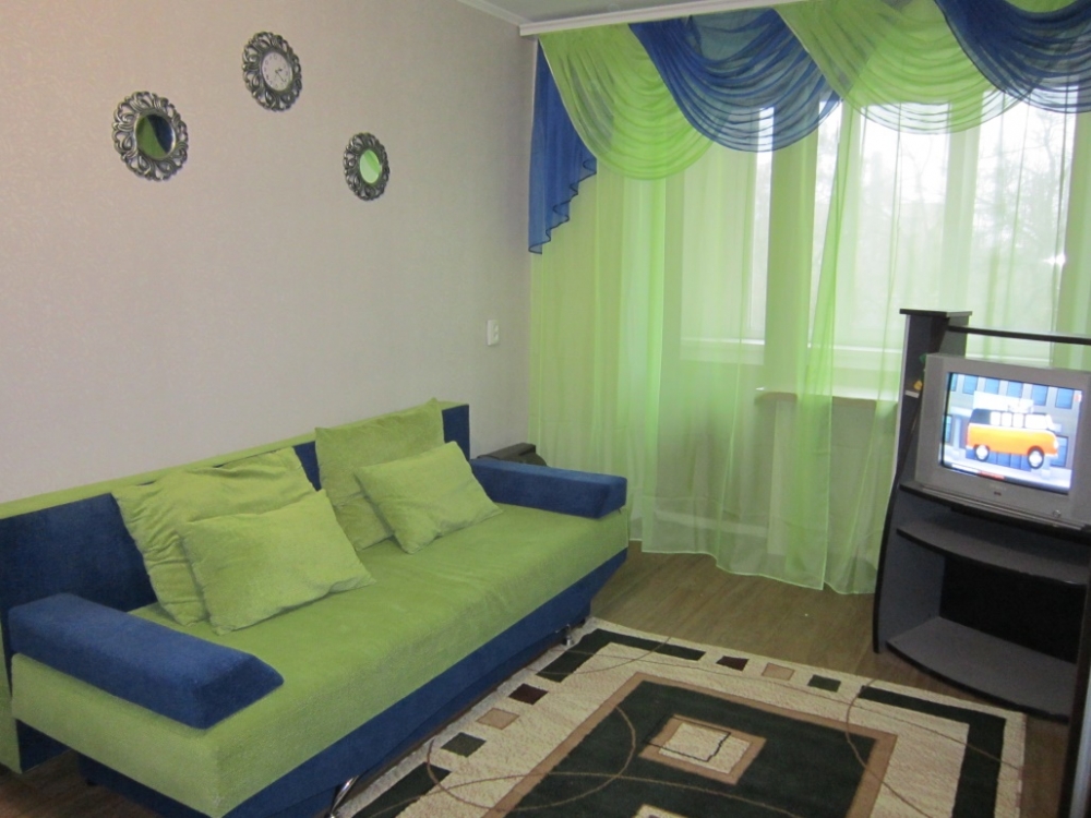 1 комнатная, остановка Гагарина, центр #4