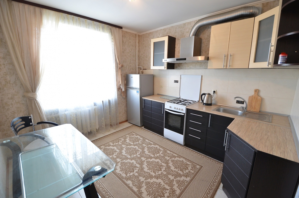 Квартира люкс класса в самом центре города посуточ... #3