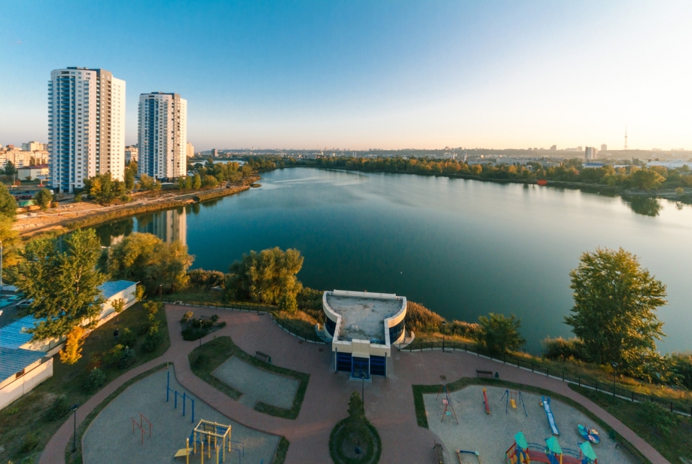 Люкс с видом на озеро и центр города #4