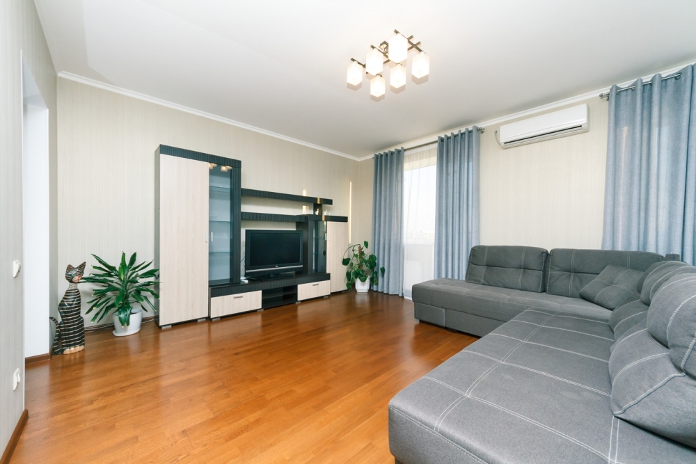 Люкс с видом на озеро и центр города #9