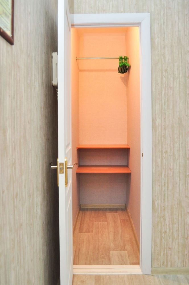 2-к. квартира на сутки в Киеве. пр-т. Героев Стали... #2