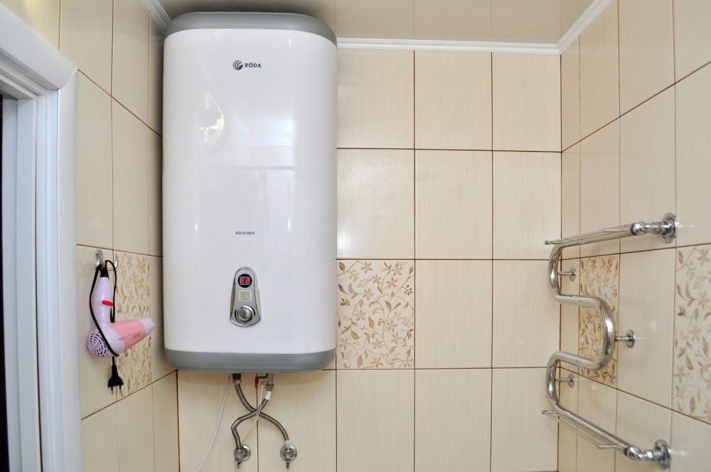 2-к. квартира на сутки в Киеве. пр-т. Героев Стали... #9